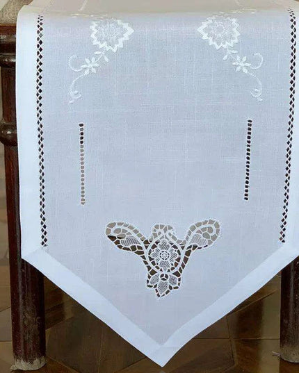 Elegant Camellia Embroidered Hemstitch Table Runner: Luxurious White Floral Design