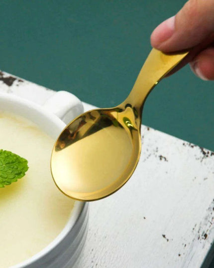 Sleek Stainless Steel Kitchen Scoop: Your Go-To Tool for Home and Adventure