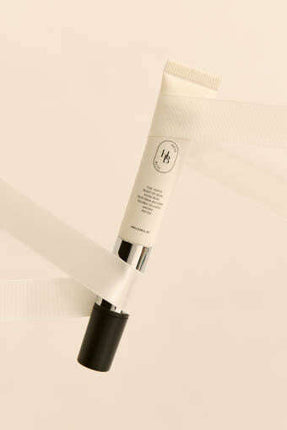 HEVEBLUE Black Yuja Bean Lifting Auto Eye Cream 15ml - Très Elite