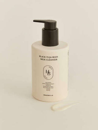 HEVEBLUE Black Yuja Bean Milk Cleanser 290ml - Très Elite