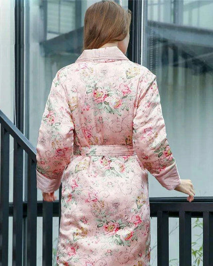 Elegant Winter Silk Robe: Stylish Long-Sleeved Printed Loungewear for Cozy Comfort