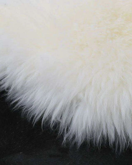 Elegant New Zealand Sheepskin Area Rug - Luxurious Wool Carpet for a Cozy and Stylish Home