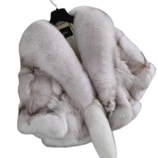 Exquisite Fox Fur Poncho: Luxury Statement Piece for Stylish Women