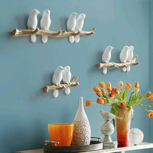 Chic Bird-Inspired Resin Wall Hook: A Blend of Style and Functionality