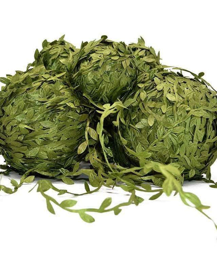 Lush Green Silk Leaf Garland - 10 Meters for Elegant Home Decor and Creative Crafts