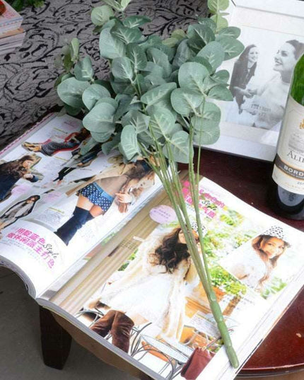 Eucalyptus Elegance: Luxurious Silk Floral Bouquet with 16 Stems
