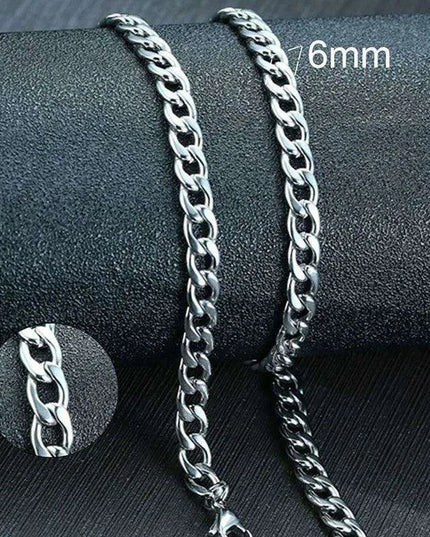 Sleek Urban Style: Men's Black and Gold Stainless Steel Link Necklace