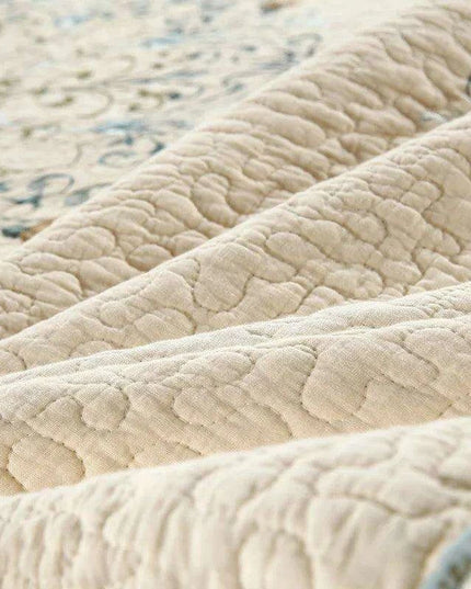 Elegant European Embroidered King Cotton Bedspread Set - 3-Piece Oversized Quilt with Matching Pillow Shams for Summer Relaxation