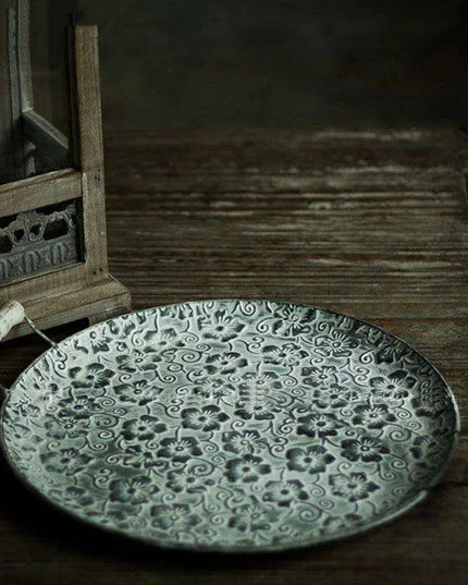 Antique-Style Round Metal Serving Tray with Rustic Wooden Handles for Cakes and Breads