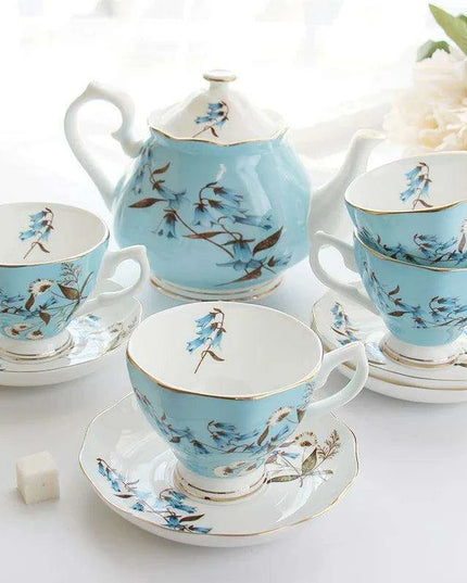 Exquisite Royal English Fine Bone China Tea and Coffee Service - Ideal for Elegant Gatherings