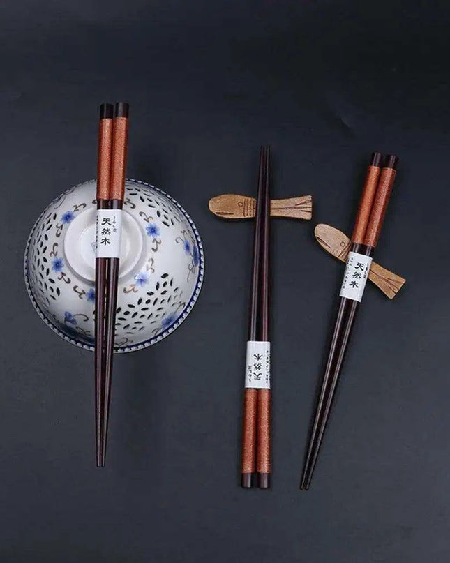 Sophisticated Bamboo Chopsticks Set with Stylish Rack for Elegant Dining Experience