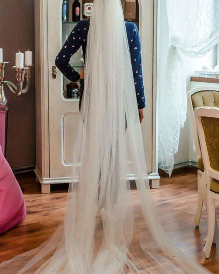 3 Meter Elegant Three-Layer Tulle Cathedral Veil with Metal Comb - Perfect Bridal Accessory