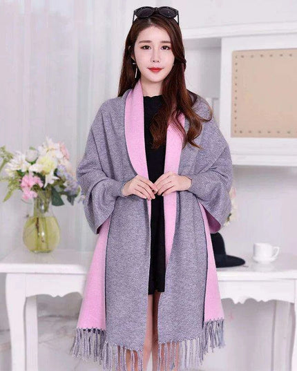 Elegant Black Tassel Poncho Scarf - Stylish Women's Winter Wrap for Warmth and Versatility