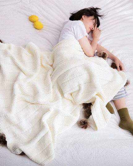 Charming Chenille Knit Throw Blanket with Delightful Pompoms - Cozy Elegance for Your Living Space