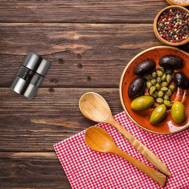 Sleek Ceramic-Grinding Stainless Steel Salt and Pepper Mill Set for Effortless Seasoning