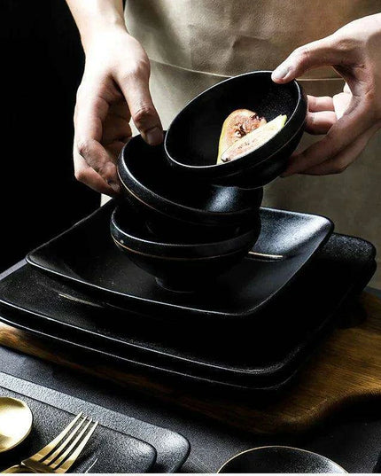 Elegant Matte Black and Gold Ceramic Dinnerware Collection - Essential Set for Upscale Dining Experiences