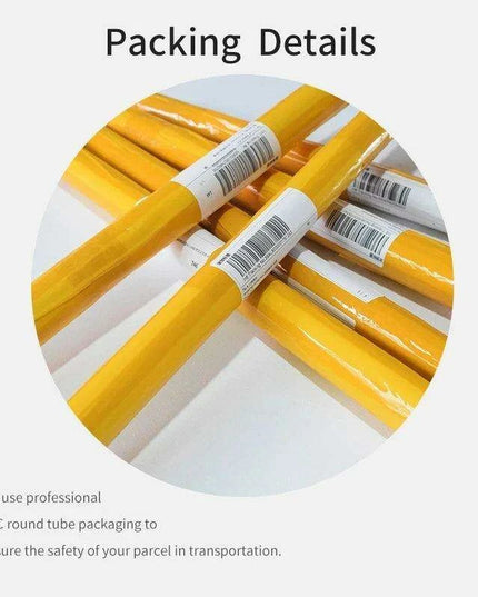 Stunning Golden Lips Canvas Art - Bold Tribute to Black Women for Chic Home Decor