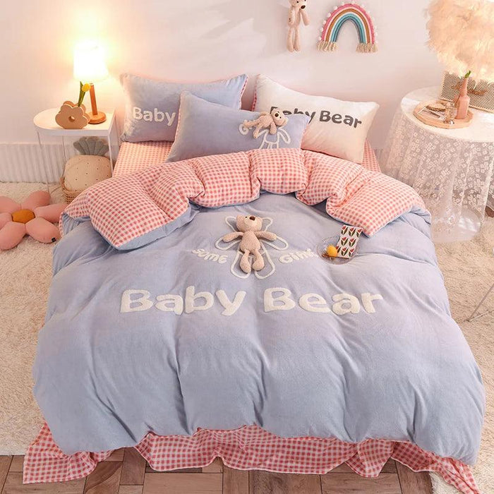 Cozy Plush Velvet Flannel Fleece Bedding Set with Adorable Toy Beardecorate - Complete Duvet Cover, Sheet, and Pillowcase Collection for Full, Queen, and King Beds