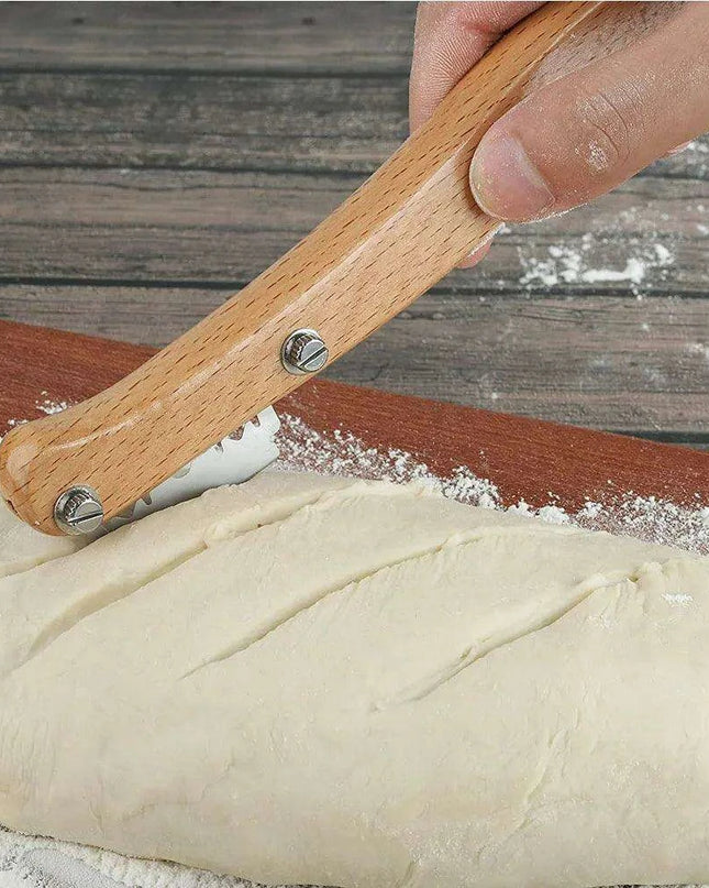 Artisan Bread Mastery Kit: Superior Scoring & Dough Cutting Tools