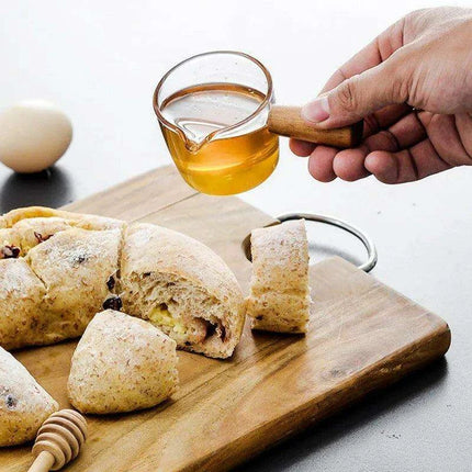 Elegant Japanese-Inspired Borosilicate Glass Serving Pan with Comfortable Handle - Stylish Mini Server for Milk and Sauces