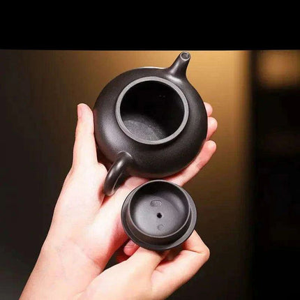 Handcrafted 140ml Yixing Purple Clay Teapot - Exquisite Zisha Kettle for Passionate Tea Aficionados - Très Elite