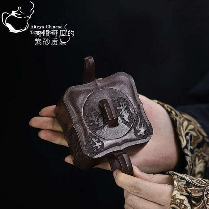 Handcrafted 180ml Yixing Purple Clay Teapot for Traditional Kung Fu Tea Brewing - Très Elite