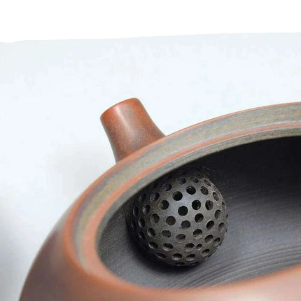 Handcrafted 220ml Qinzhou Nixing Purple Clay Teapot and Kettle Set for Authentic Chinese Tea Rituals - Très Elite