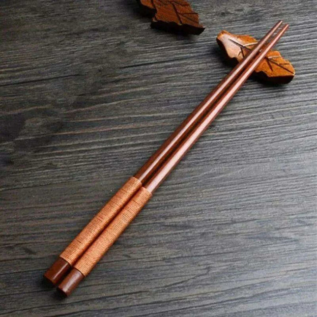 Handcrafted 23.5CM Chestnut Wood Sushi Chopsticks - Elegant Dining Gift for Japanese & Chinese Cuisine