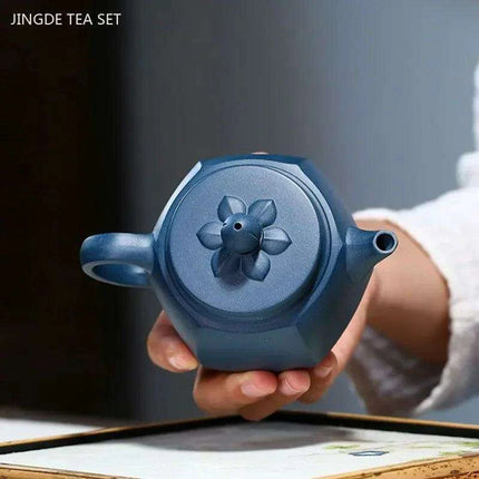 Handcrafted 240ml Yixing Purple Clay Teapot with Built-in Filter - Perfect for Oolong & Black Tea Ceremonies - Très Elite