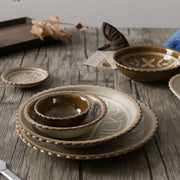 Handcrafted Japanese Ceramic Dessert Plates - A Touch of Timeless Elegance for Your Dining Experience - Très Elite
