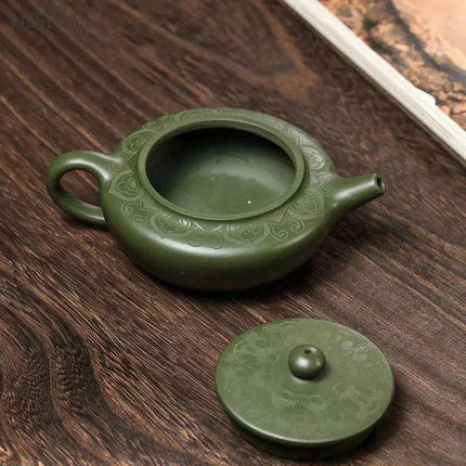 Handcrafted Yixing Purple Clay Teapot - 170ml with Built-in Infuser for Authentic Chinese Tea Experience - Très Elite
