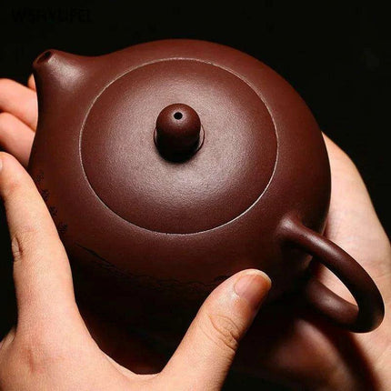 Handcrafted Yixing Purple Clay Teapot for Traditional Kung Fu Tea Ceremony - Très Elite