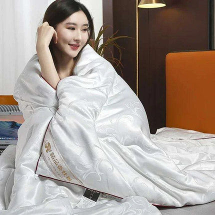 Handmade Silk Quilt with Japanese Style - Très Elite