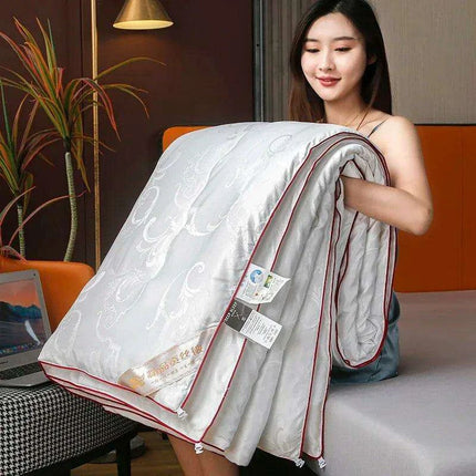 Handmade Silk Quilt with Japanese Style - Très Elite