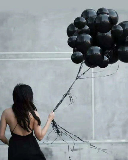 Sophisticated Black Latex Balloon Arch Kit for Effortless Event Elegance