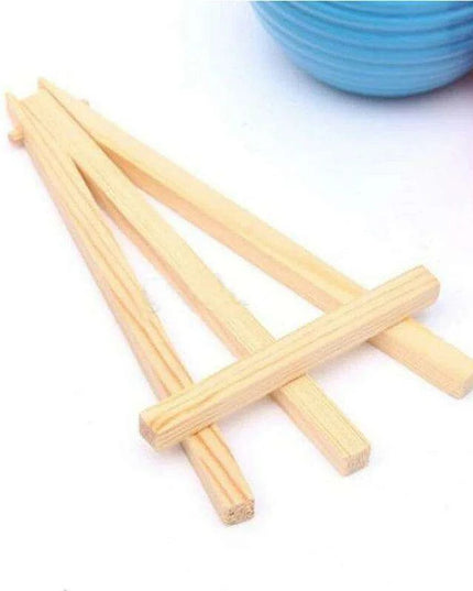 Charming Triangular Mini Wooden Easel Stand for Weddings and Events - 15x8cm Display Holder