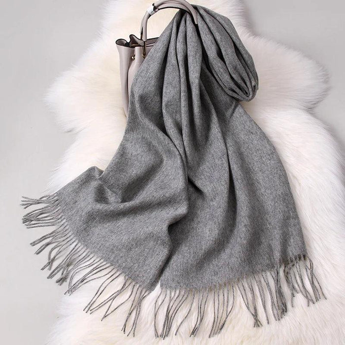 Elegant Tassel-Trimmed Lamb Wool Wrap - Luxe Winter Scarf for Fashionable Warmth