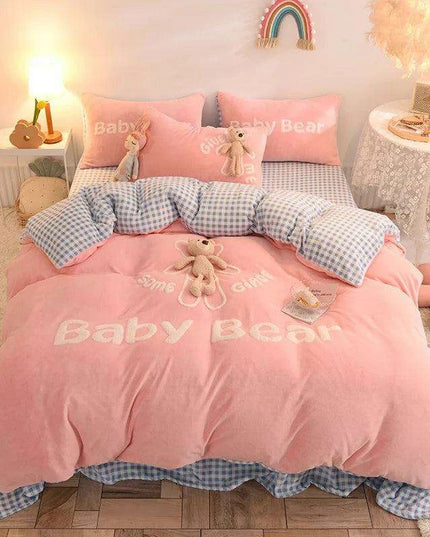 Cozy Plush Velvet Flannel Fleece Bedding Set with Adorable Toy Beardecorate - Complete Duvet Cover, Sheet, and Pillowcase Collection for Full, Queen, and King Beds