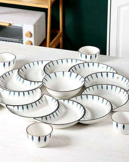 Lunar Elegance: Japanese Ceramic Tableware Set for Stylish Dining Events