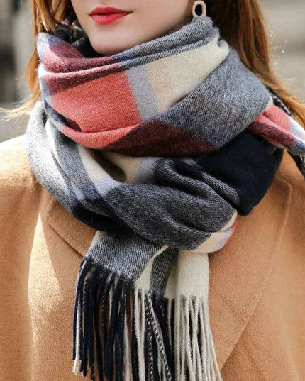 Chic Cashmere Plaid Wrap - Elegant Winter Neck Accessory