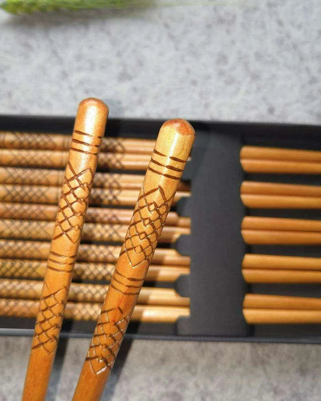 Set of 5 Handcrafted Eco-Friendly Japanese Bamboo Sushi Chopsticks - Non-Slip & Reusable Dining Must-Have