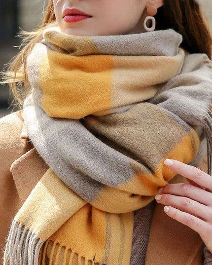 Chic Cashmere Plaid Wrap - Elegant Winter Neck Accessory