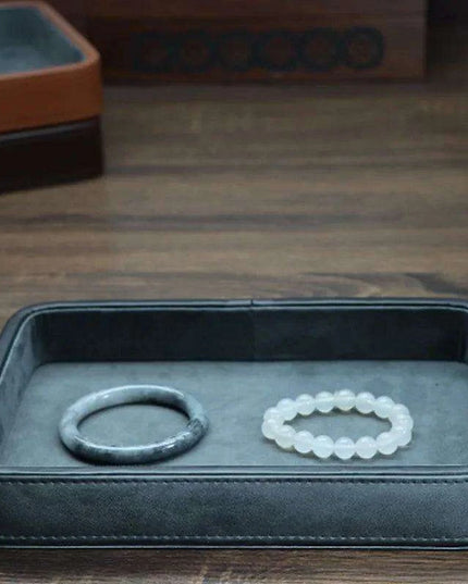 Elegant Vintage Leather Jewelry Organizer - European Style Storage Solution