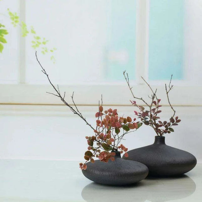 Elegant Ceramic Vases for Stylish Home Decor and Tea Room Enhancements - Perfect for Floral Arrangements and Decorative Touches