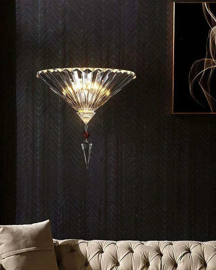 Elegant Crystal Wall Light with Reflective Accent - A Chic Addition for Any Space