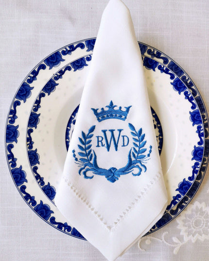 Personalized Regal Crown Linen Napkins - Elegant Wedding Table Decor Set