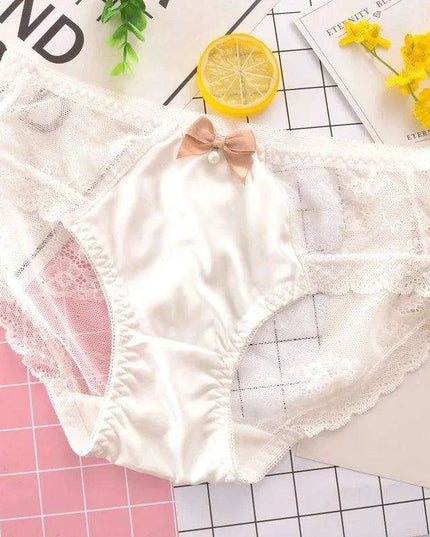 Whimsical Strawberry Ruffle Seamless Women's Underwear for Girls in Japanese Fashion