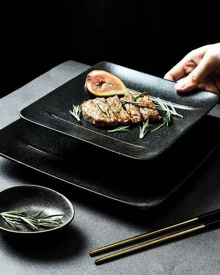 Elegant Matte Black and Gold Ceramic Dinnerware Collection - Essential Set for Upscale Dining Experiences