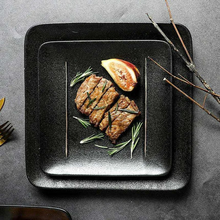 Elegant Matte Black and Gold Ceramic Dinnerware Collection - Essential Set for Upscale Dining Experiences