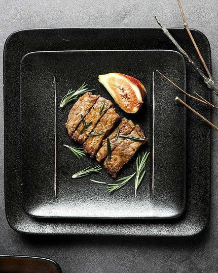 Elegant Matte Black and Gold Ceramic Dinnerware Collection - Essential Set for Upscale Dining Experiences